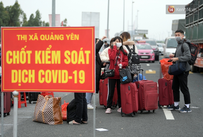Sinh viên hối hả trở về Quảng Ninh, không lo giãn cách xã hội chỉ cần được ăn Tết cùng gia đình - Ảnh 9.