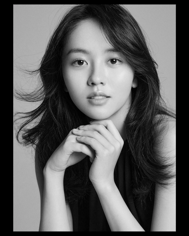 Lâu lắm mới trở lại, sao nhí Mặt Trăng Ôm Mặt Trời Kim So Hyun khiến MXH bùng nổ với visual xinh đến... lặng người - Ảnh 10.