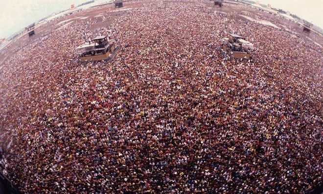 Concert đông người tham dự nhất lịch sử: Hơn 3,5 triệu khán giả trong 1 đêm, nghệ sĩ nào mà khủng khiếp đến thế? - Ảnh 2.