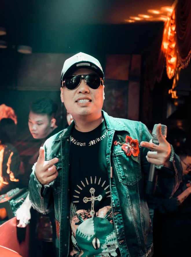 Soán ngôi Binz, Rap Việt mùa 2 đã tìm ra ông hoàng 1 pose mới! - Ảnh 5.