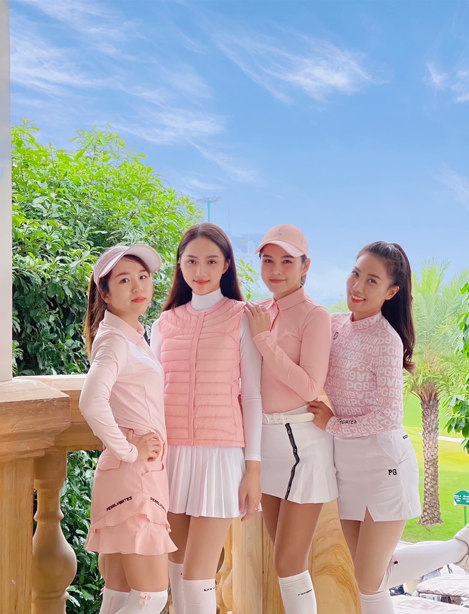 Chỉ đợi Hương Giang comeback, quân đoàn Hoa hậu tung ngay loạt ảnh trên sân golf, tổ hợp visual choáng ngợp nức lòng người - Ảnh 4.