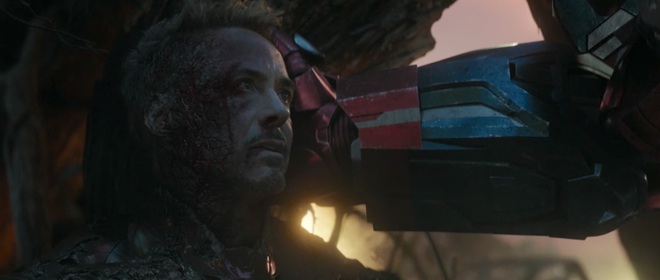 Cảnh phim huyền thoại của Iron Man ở Endgame đáng lẽ trông rất khác, vì cớ nào mà nam chính khăng khăng không muốn làm? - Ảnh 3.