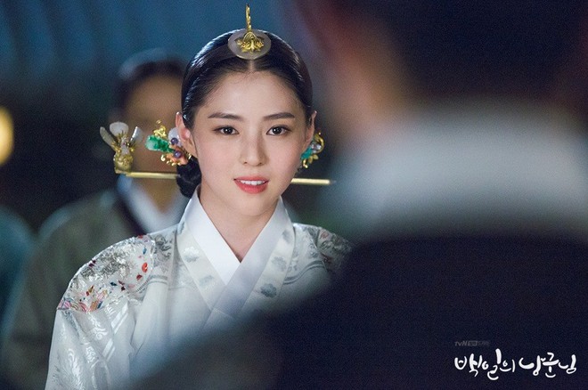 Chết mê 6 Hoàng hậu đẹp khó cưỡng ở phim Hàn: Anh hậu Shin Hye Sun lầy muốn xỉu, số 4 xứng danh huyền thoại - Ảnh 12.