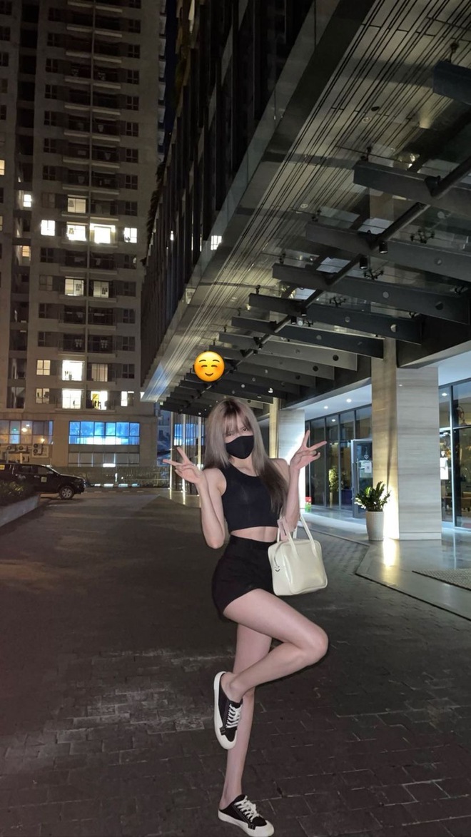 Thiều Bảo Trâm đổi màu tóc mới, khoe cơ bụng phẳng lỳ chẳng chút mỡ thừa: Đúng là con gái đẹp nhất khi không thuộc về ai! - Ảnh 3.