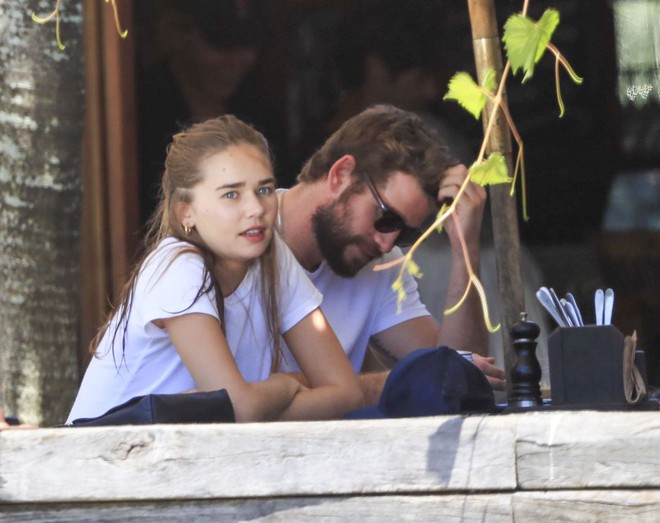 Phản ứng điên cuồng của Miley Cyrus khi chồng cũ Liam chuẩn bị kết hôn với bạn gái kém 8 tuổi - Ảnh 3.