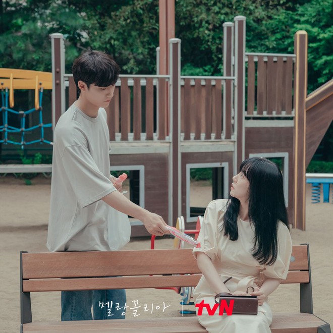 Phim mới của Lee Do Hyun trở thành thảm họa rating đài tvN, Knet phẫn nộ tình cô trò quá phản cảm - Ảnh 1.