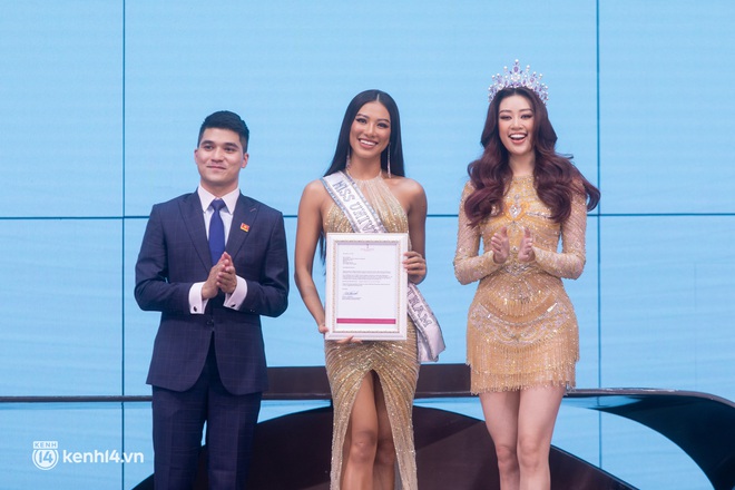 Quân đoàn hoa hậu đọ visual tại sự kiện công bố Kim Duyên thi Miss Universe: Khánh Vân đầy quyền lực, tại sao HHen Niê vắng mặt? - Ảnh 6.