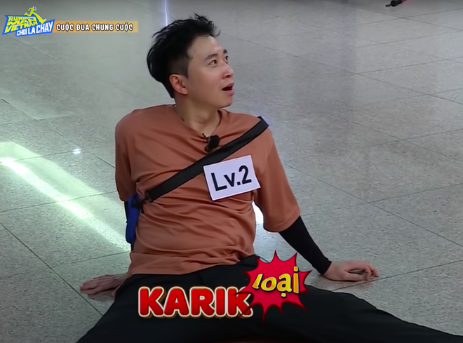 Karik quá thảm trong trận đấu với Kim Jong Kook: Hết ngã nhào lại bị loại khi chưa dùng siêu năng lực - Ảnh 4.