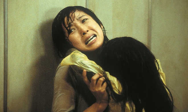 Hãi hùng phim kinh dị Nhật từng tiên đoán cái chết bí ẩn của Elisa Lam: Giống đến từng chi tiết, cư dân mạng phát hoảng? - Ảnh 3.