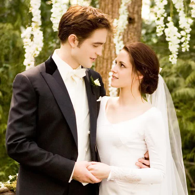 Sau 9 năm chia tay bạn diễn Twilight, Kristen Stewart chính thức đính hôn với bạn gái, còn hé lộ dự định kết hôn - Ảnh 4.