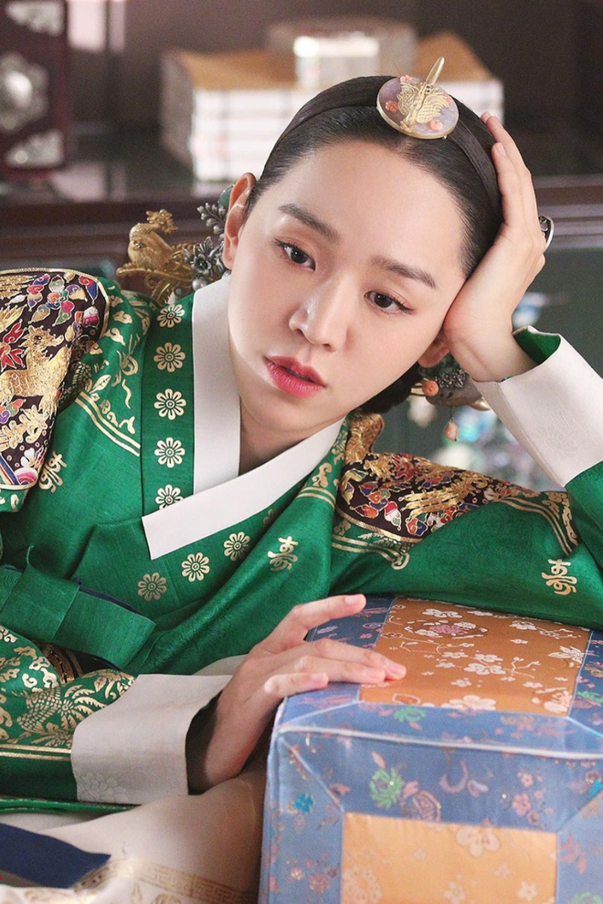4 nữ thần cổ trang đẹp nhất màn ảnh Hàn 2021: Kim Yoo Jung như tiên tử nhưng Yuri (SNSD) mới là đỉnh cao - Ảnh 11.