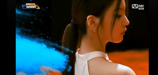 Màn kết hợp của idol Gen 4 tại MAMA 2021: Yeji (ITZY) và Karina (aespa) lần đầu so kè nhan sắc, netizen thất vọng vì một lý do - Ảnh 17.