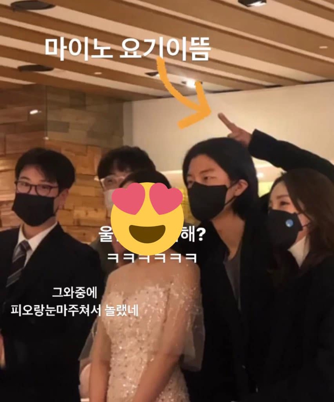 Loạt idol YG tụ họp tại đám cưới hoành tráng nhất hôm nay: Dara hack tuổi cực gắt vẫn chưa nổi bằng Mino đầu vàng chói lọi - Ảnh 3.