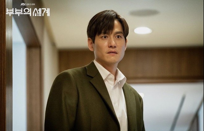4 sao Hàn từng suýt từ chối vai diễn để đời: Trai trẻ số 3 né lăn giường với Son Ye Jin, lý do của Gong Yoo mới gây sốc - Ảnh 7.