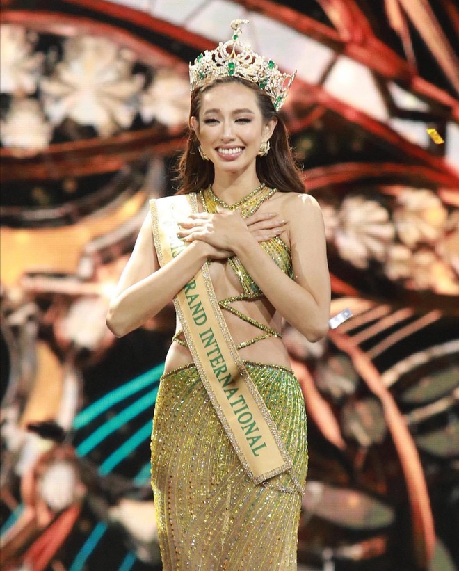 CHÍNH THỨC: Thuỳ Tiên đăng quang Hoa hậu Hoà bình Thế giới 2021, nâng nhan sắc Việt lên 1 tầm cao mới - Ảnh 8.