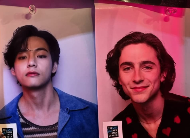 Bức hình gây bão: V (BTS) tình cờ đứng cạnh Timothée Chalamet ở hậu trường show nước Mỹ, combo cực phẩm trai đẹp ai chịu nổi? - Ảnh 3.