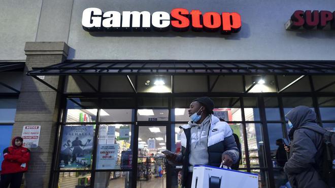 Nhiều thanh niên rảnh rỗi trên Reddit đã mua hàng triệu cổ phiếu của GameStop và tuyên chiến với Phố Wall - Ảnh 3.