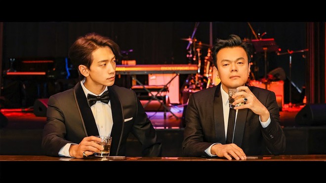 Mát mắt khi nhìn Chủ tịch JYP so kè vũ đạo cạnh Bi Rain: Quá điêu luyện, Knet cũng sốc trước bước nhảy quyến rũ của bậc lão làng! - Ảnh 1.
