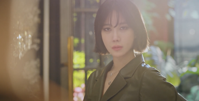 4 hint chứng minh bà cả Su Ryeon chưa chết, chị đẹp Lee Ji Ah chỉ đóng một vai ở Penthouse thôi! - Ảnh 8.