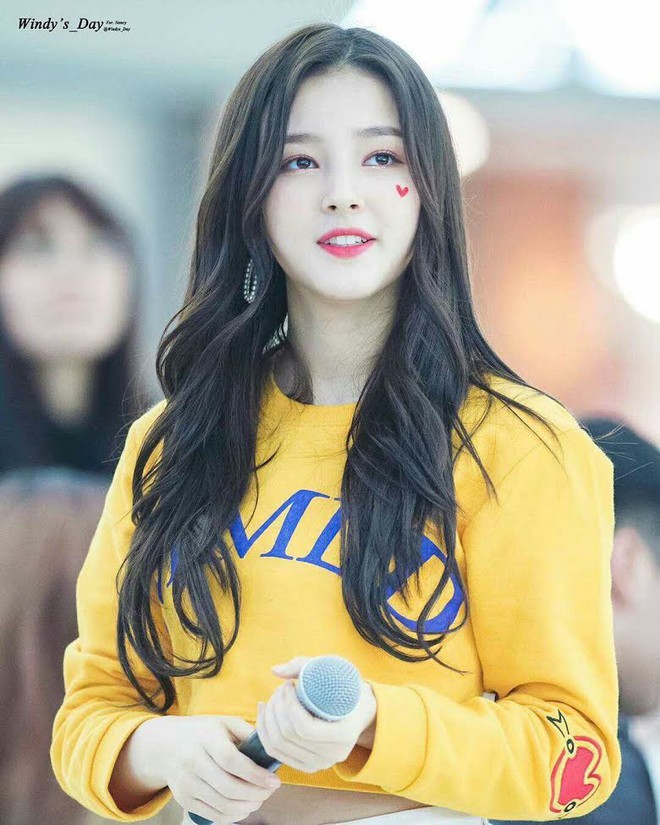 Dàn búp bê sống của Kpop: Jisoo so kè ác liệt với nữ thần lai Nancy, “thánh body” Gen Z và em út nhà JYP mắt to hiếm có - Ảnh 15.