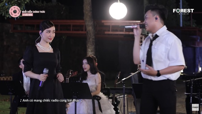 Hòa Minzy được khen ngày càng nhẹ nhàng, tinh tế không còn những màn trưng trổ giọng lấn át đồng nghiệp - Ảnh 5.