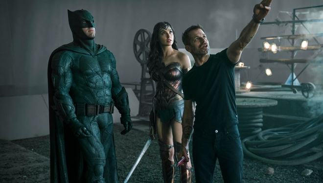 Justice League bản mới gây sốc vì ngập cảnh bảo lực 17  vượt bậc bản cũ, Zack Snyder giải thích ra sao? - Ảnh 4.