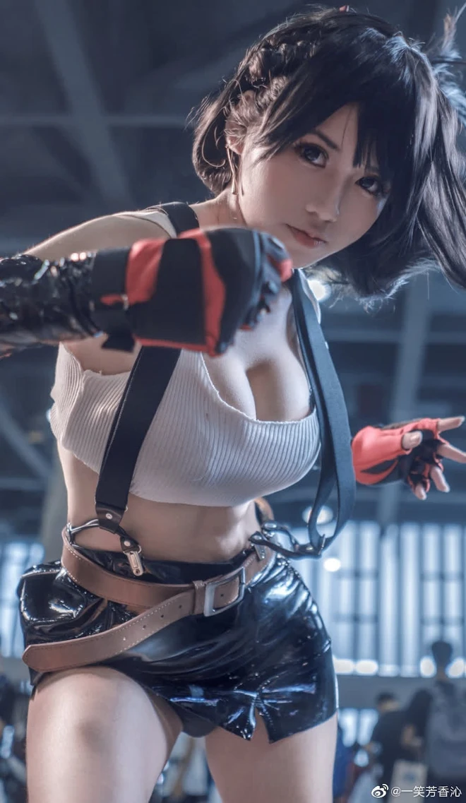 Bỏng mắt với những màn cosplay manga siêu nóng bỏng đến từ cosplayer sở hữu body sexy bậc nhất xứ Trung - Ảnh 4.