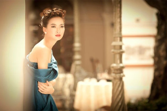 Top 7 Vietnams Next Top Model mùa đầu tiên lên xe hoa cùng cựu giám đốc sản xuất chương trình - Ảnh 8.