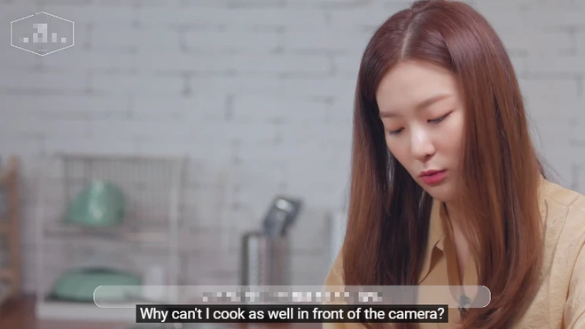 Seulgi (Red Velvet) than trời vì làm món tủ không suôn sẻ như mọi khi: hóa ra nấu ăn cũng cần nhiều may mắn - Ảnh 7.