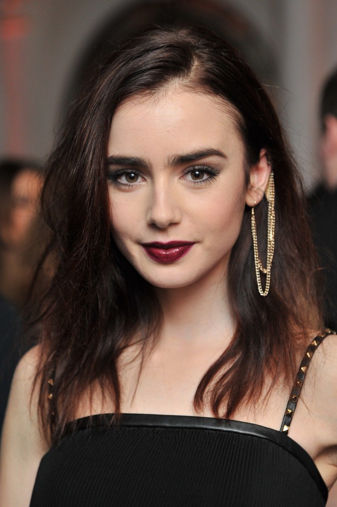 Loạt ảnh bạch tuyết Lily Collins đi sự kiện đang khiến dân tình điên đảo: Xinh rụng rời, bảo sao được gọi là nữ thần thảm đỏ - Ảnh 7.