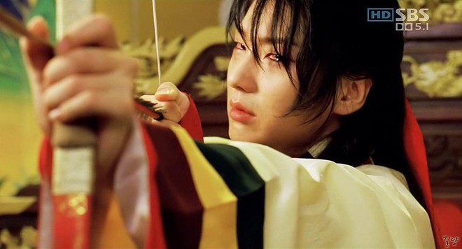 Loạt ảnh Lee Jun Ki thời đóng phim đam mỹ bị đào lại, nhan sắc chuẩn bé thụ vừa nhìn đã u mê - Ảnh 8.