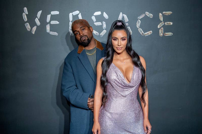 Kanye West và cuộc đại trùng tu thay đổi cuộc đời Kim Kardashian: Đưa vợ từ chân chạy việc đến tỷ phú nắm cả đế chế 46.000 tỷ - Ảnh 15.