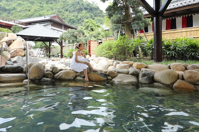 Biệt thự thượng lưu sở hữu nguồn khoáng onsen riêng tư - xu thế hot của giới nhà giàu - Ảnh 2.