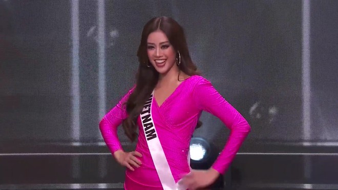 Loạt outfit của Khánh Vân tại Bán kết Miss Universe: 1 bộ từng gây tranh cãi, bộ còn lại mang ý nghĩa liên quan tới ba của nàng Hậu - Ảnh 2.