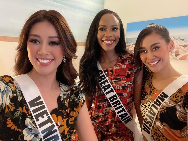 Khánh Vân quẩy bung nóc cùng hội chị em Hoa hậu trước khi chia tay nhau ở Miss Universe - Ảnh 2.