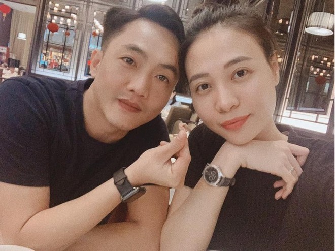 Cường Đô La tiếp tục tặng đồng hồ hiệu cho nóc nhà, giá bao nhiêu mà khiến netizen nghe xong xỉu dọc xỉu ngang? - Ảnh 9.