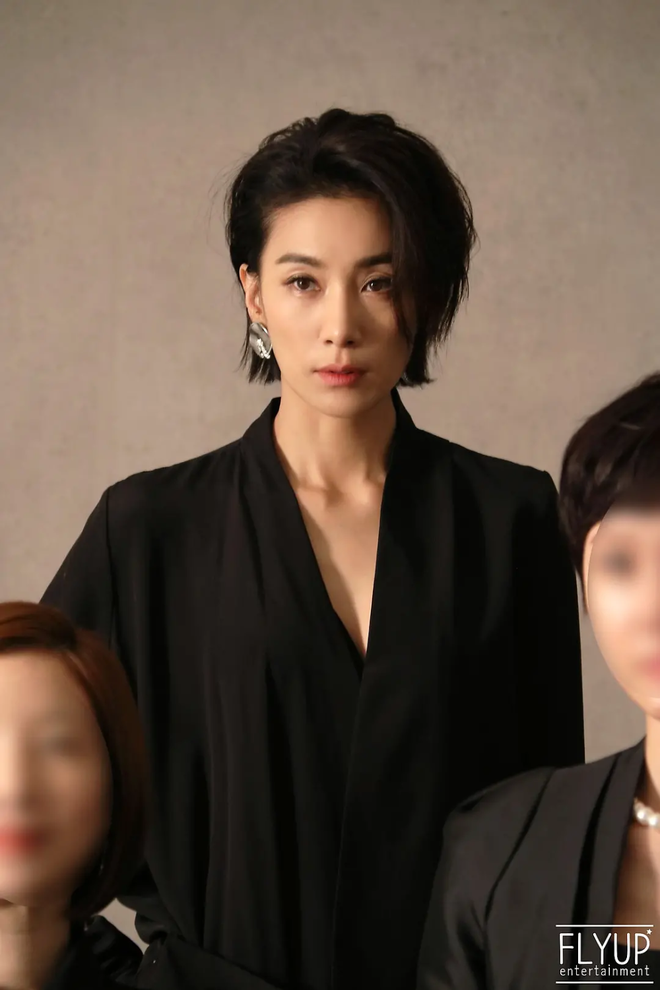 Mợ cả Kim Seo Hyung ngầu điên đảo ở drama 18  Mine, netizen rớt liêm sỉ nguyện bẻ cong giới tính - Ảnh 10.