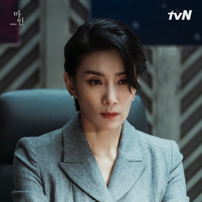 Mợ cả Kim Seo Hyung ngầu điên đảo ở drama 18  Mine, netizen rớt liêm sỉ nguyện bẻ cong giới tính - Ảnh 8.