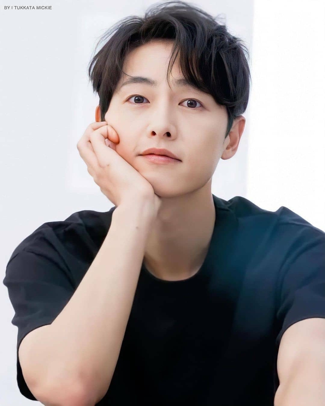 Nam thần Song Joong Ki và màn sống ảo như bao người: Đổi tên Instagram có... 50 lần thôi, có gì mà sửa lắm thế? - Ảnh 6.