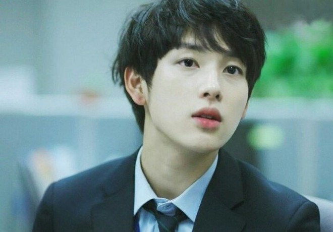 6 nam thần không tuổi ở phim Hàn: Song Joong Ki bị thời gian bỏ quên nhưng anh Diệt Seo In Guk mới gây bất ngờ - Ảnh 16.