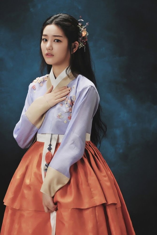 Hóa ra bạn gái Lee Seung Gi là con cháu hoàng gia ở Hàn Quốc, bảo sao visual sang đến vậy trong tạo hình cổ trang - Ảnh 7.