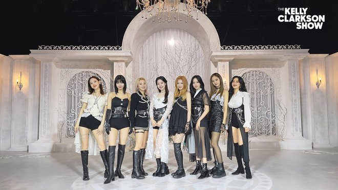 TWICE xác nhận tham gia show truyền hình Mỹ đình đám The Ellen DeGeneres Show! - Ảnh 2.