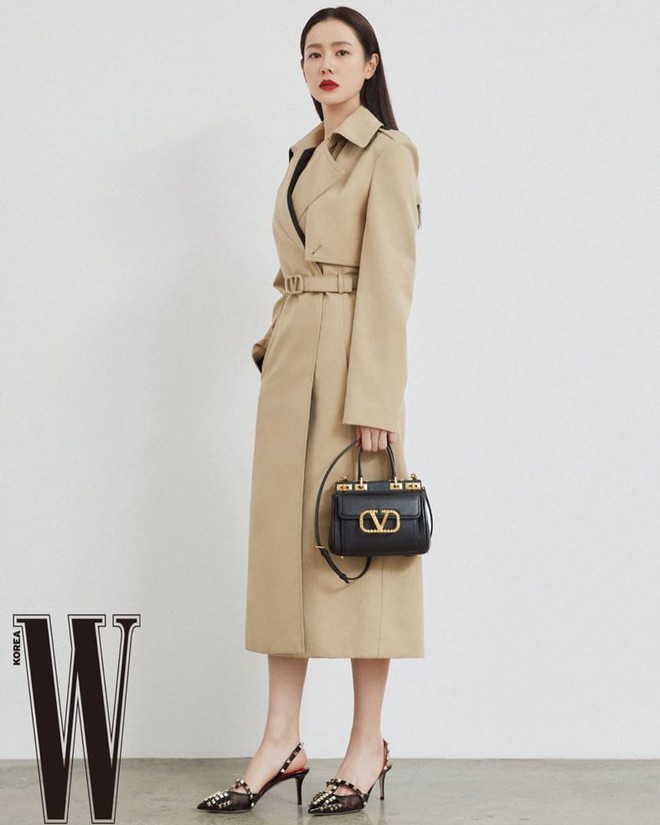 Son Ye Jin đổ bộ tạp chí với diện mạo lột xác quá khác lạ: Son đậm dừ chát nhưng sao visual vẫn đỉnh bất chấp thế chị đẹp? - Ảnh 6.