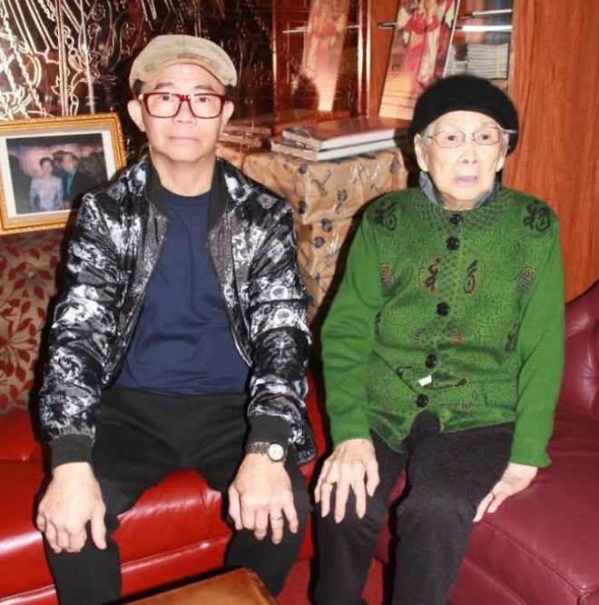Bà mẹ hút máu của diva quá cố Mai Diễm Phương nhập viện ở tuổi 97, con trai cả mất tăm mất tích - Ảnh 6.
