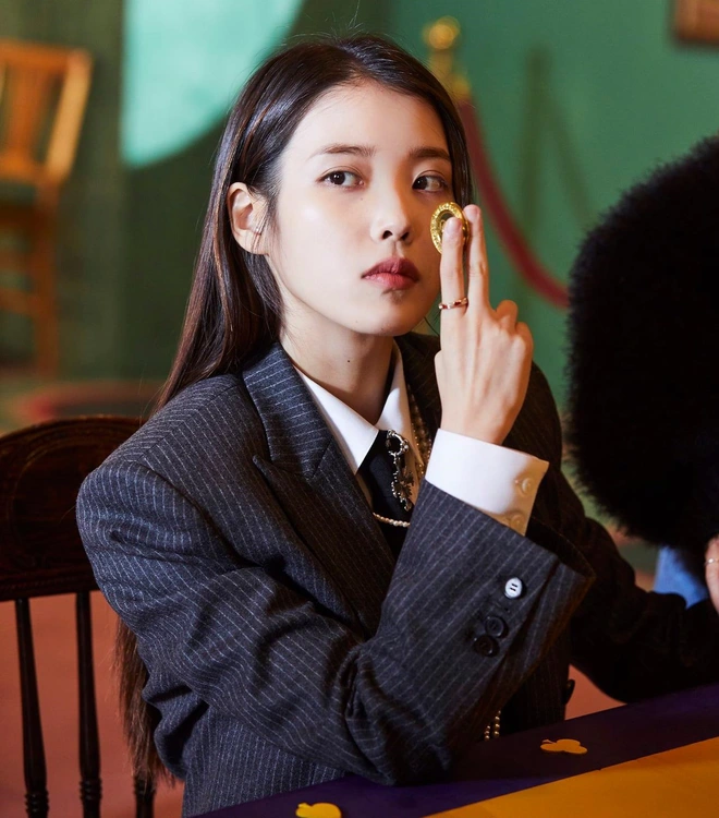 Rùng mình về mộng thai của mẹ IU: Tiên đoán chính xác về tiền tài và quyền lực của con gái! - Ảnh 2.