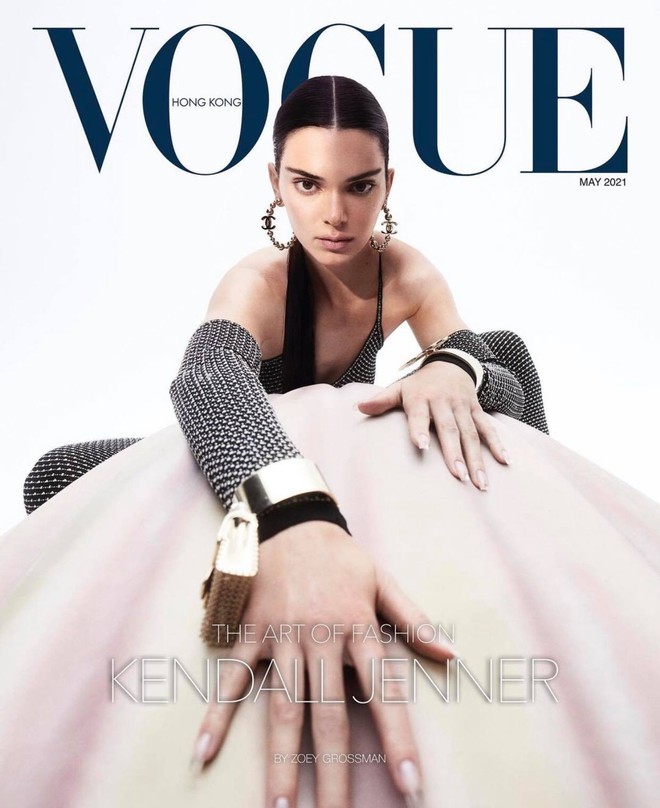 Kendall Jenner lên bìa Vogue, ai dè bị chê tới tấp: Mặt vô hồn, dáng kỳ lạ dìm cả body đến mức bị chê người mẫu tệ nhất lịch sử - Ảnh 3.