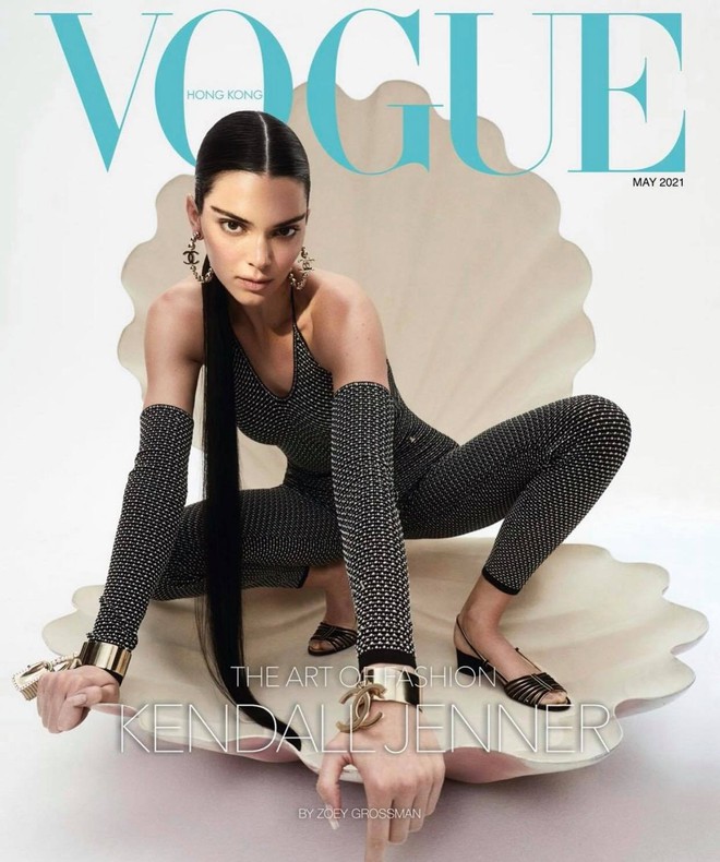 Kendall Jenner lên bìa Vogue, ai dè bị chê tới tấp: Mặt vô hồn, dáng kỳ lạ dìm cả body đến mức bị chê người mẫu tệ nhất lịch sử - Ảnh 4.