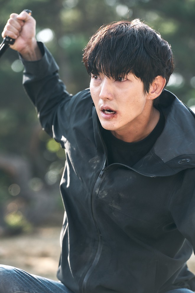 Rộ tin tứ ca Lee Jun Ki chốt kèo Penthouse 3, còn vào vai em trai cưng của ác ma nghe mà hóng! - Ảnh 3.