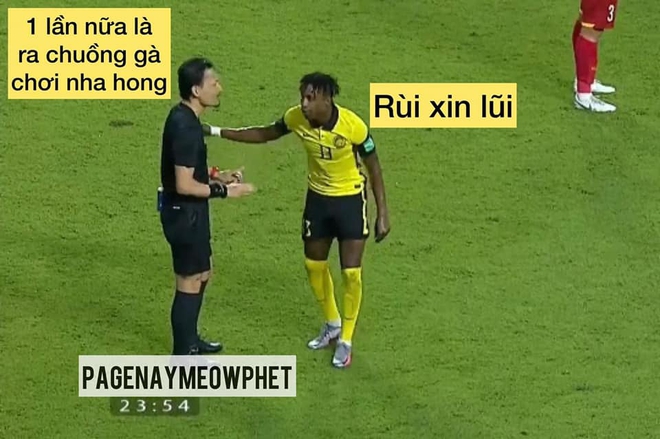 Việt Nam thắng Malaysia, meme cười bể bụng ngập tràn mạng xã hội, biểu cảm của nam cầu thủ đội bạn chiếm spotlight - Ảnh 2.