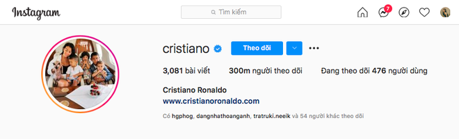 Sau màn cà khịa Coca Cola gây chấn động, Ronaldo hút lượng follow khủng, tự phá luôn kỷ lục của chính mình trên Instagram - Ảnh 4.